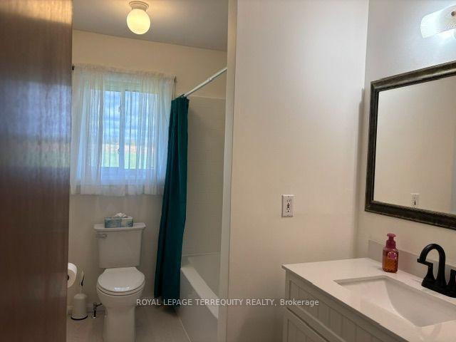 Photo 19 of 320 Myrtle Road E, Whitby, Rural Whitby — HOMEH