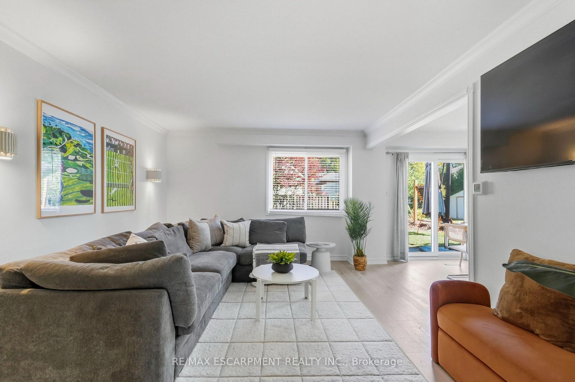 Photo 8 of 37 Bayview Drive, Grimsby, Grimsby Beach — HOMEH
