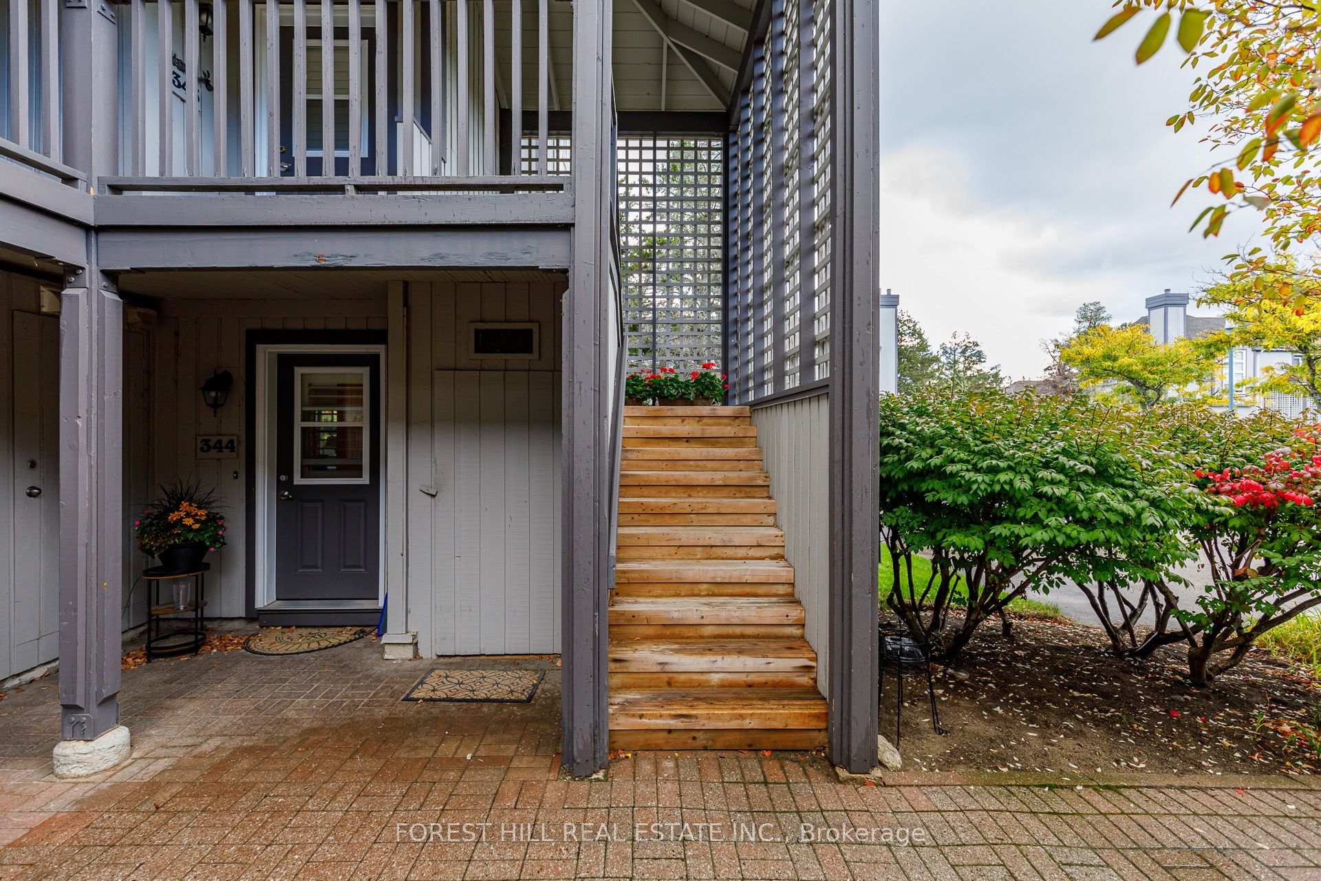 Photo 2 of 348 Mariners Way, Collingwood — HOMEH