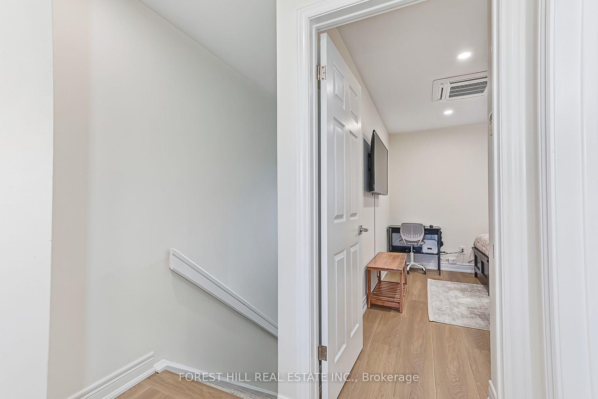 Photo 32 of 348 Mariners Way, Collingwood — HOMEH