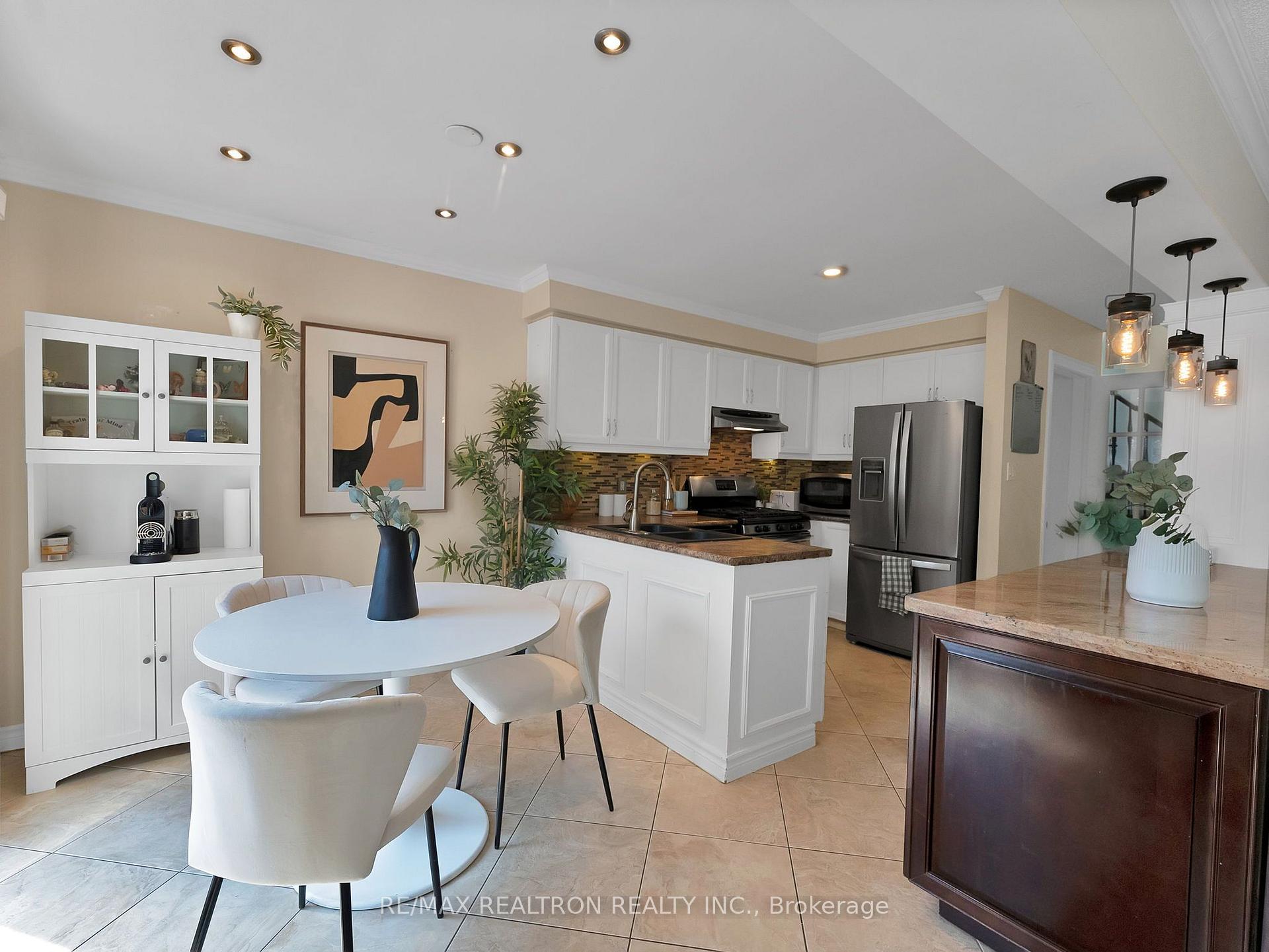 Photo 10 of 83 Crawforth Street, Whitby, Pringle Creek — HOMEH