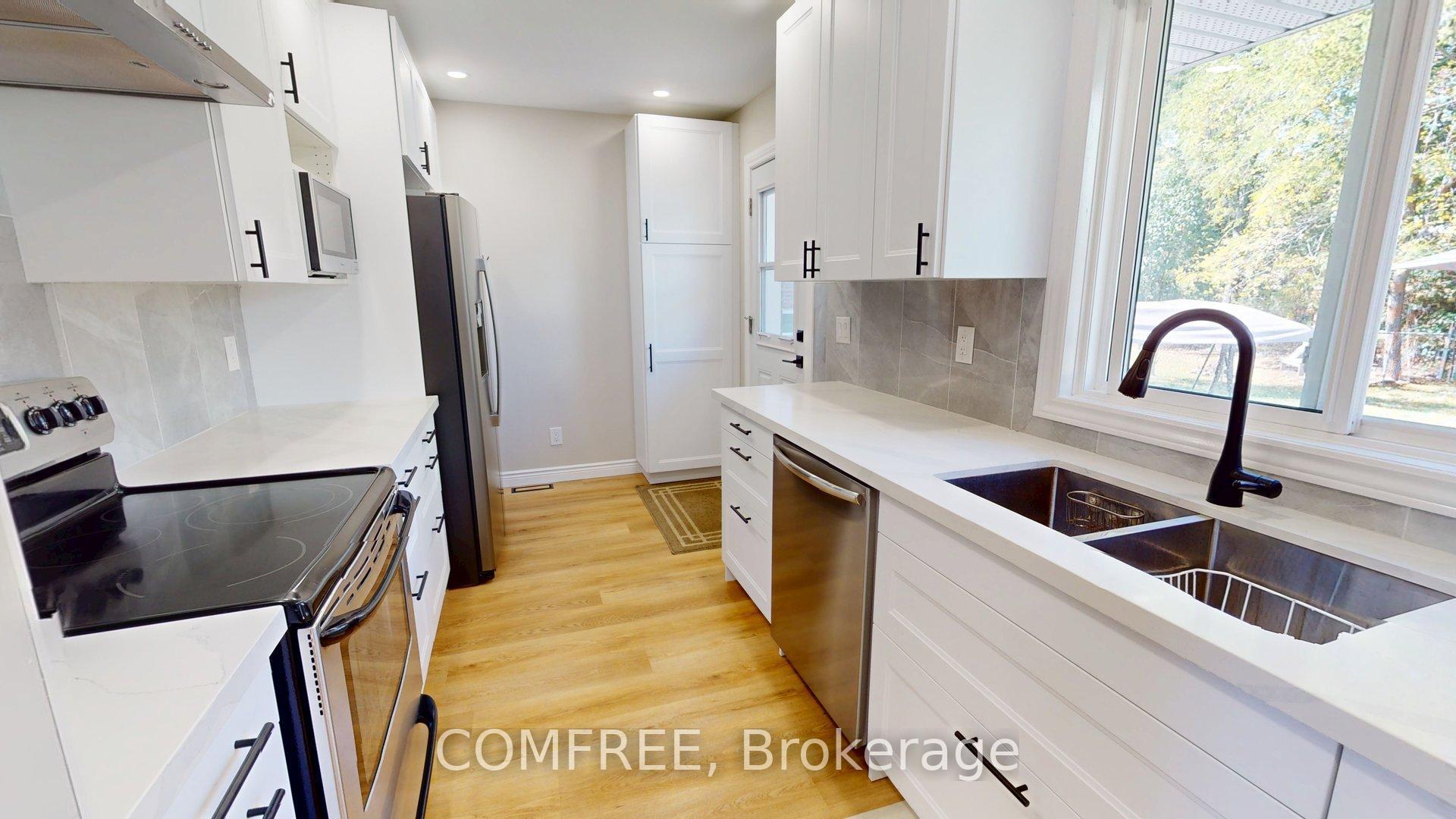 Photo 7 of 73 Elizabeth Drive, Halton Hills, Acton — HOMEH