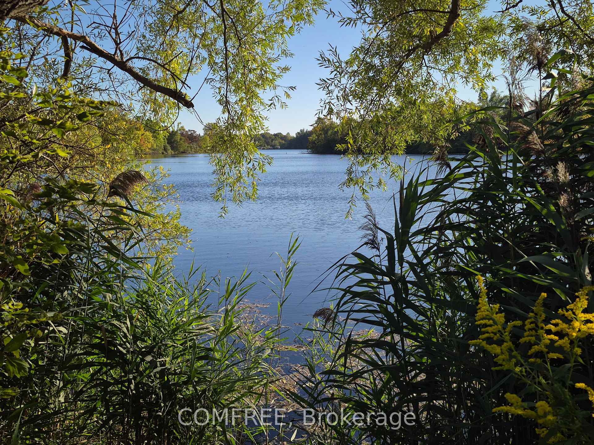 Photo 38 of 73 Elizabeth Drive, Halton Hills, Acton — HOMEH
