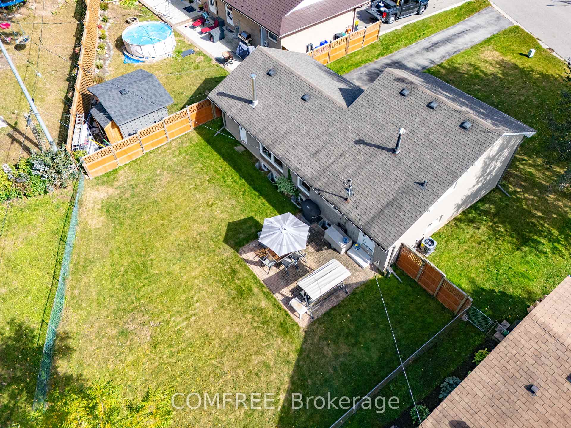 Photo 43 of 73 Elizabeth Drive, Halton Hills, Acton — HOMEH
