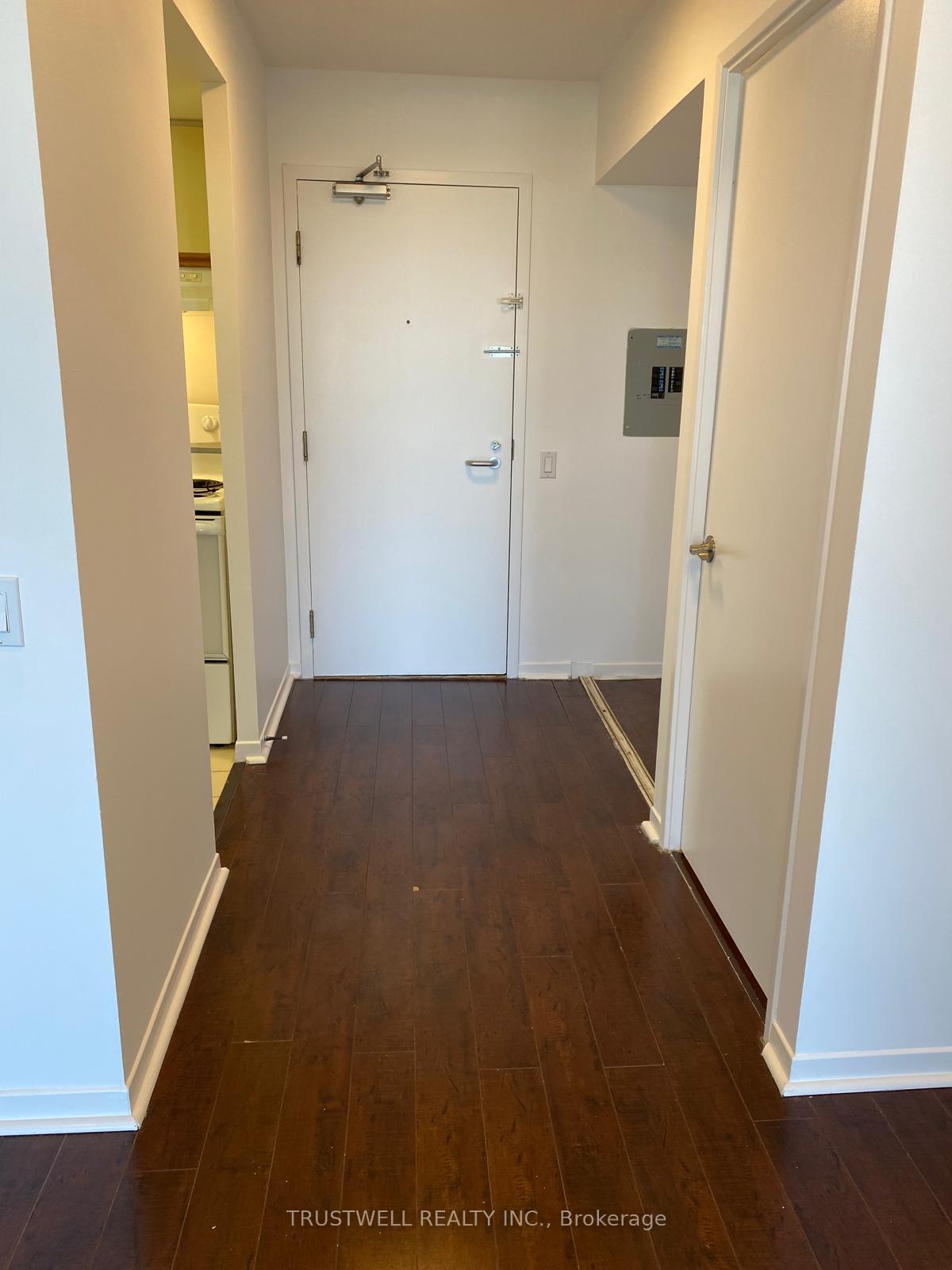 Photo 7 of Unit 1107, 21 Overlea Boulevard, Toronto, Thorncliffe Park — HOMEH