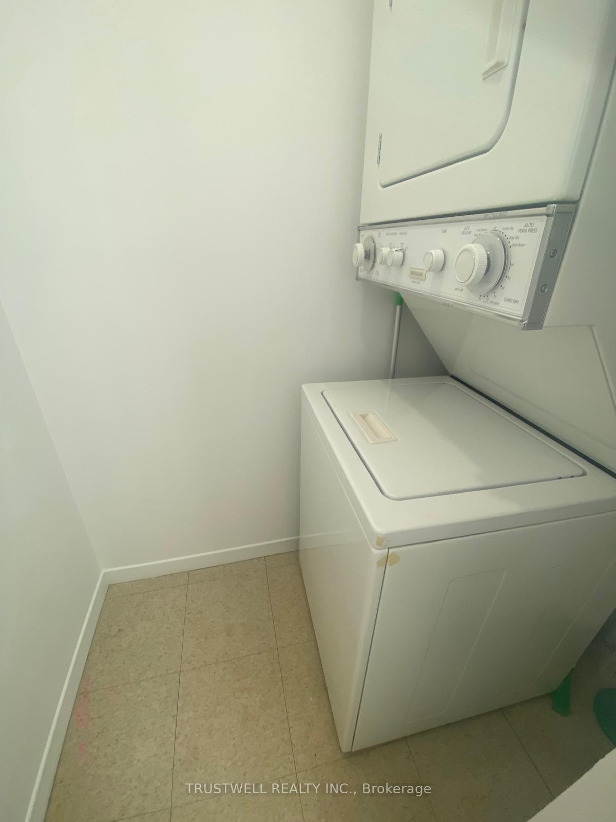 Photo 15 of Unit 1107, 21 Overlea Boulevard, Toronto, Thorncliffe Park — HOMEH