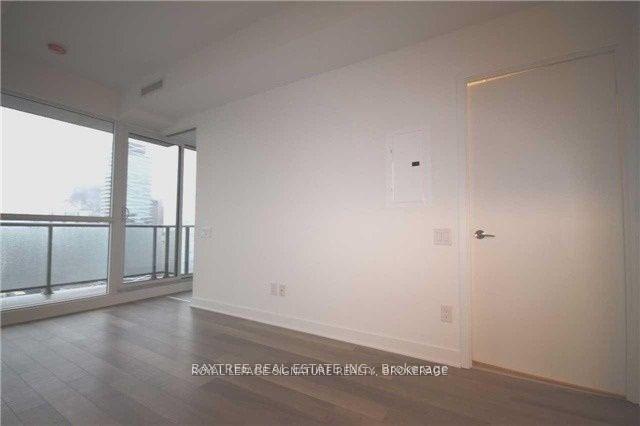 Photo 2 of Unit 3409, 290 Adelaide Street W, Toronto, Waterfront Communities — HOMEH