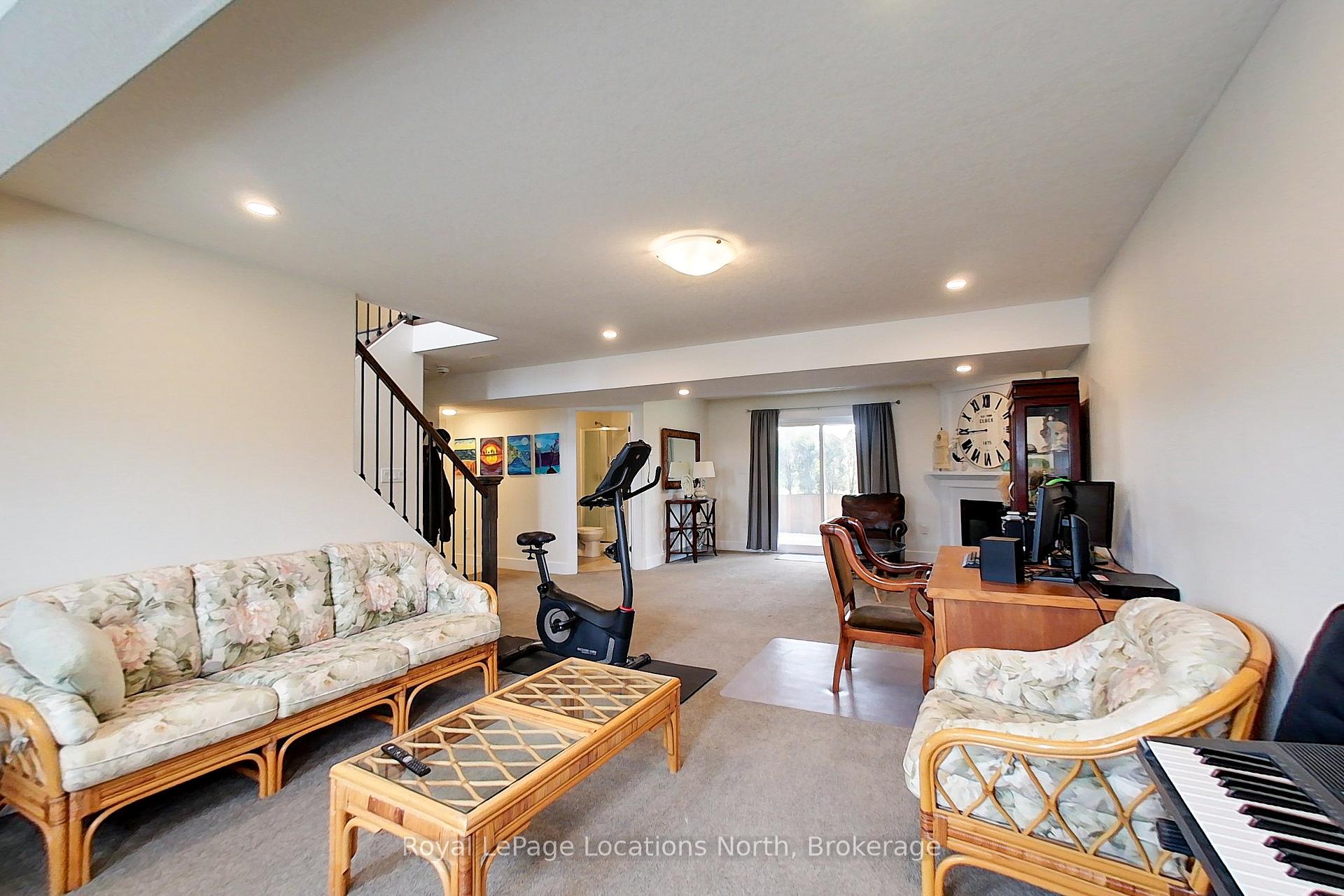 Photo 41 of 204 Mactay Drive, Chatsworth — HOMEH