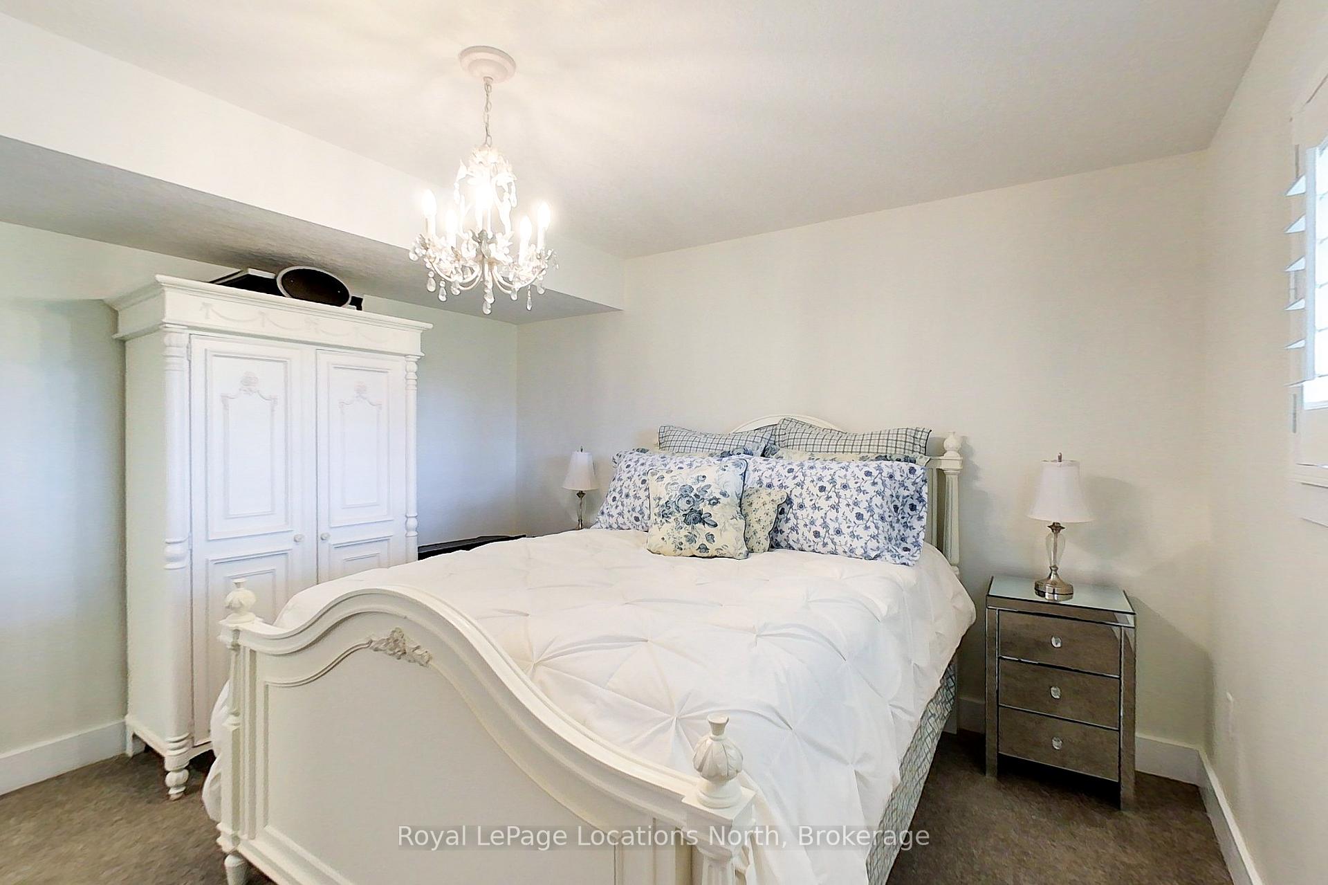 Photo 43 of 204 Mactay Drive, Chatsworth — HOMEH