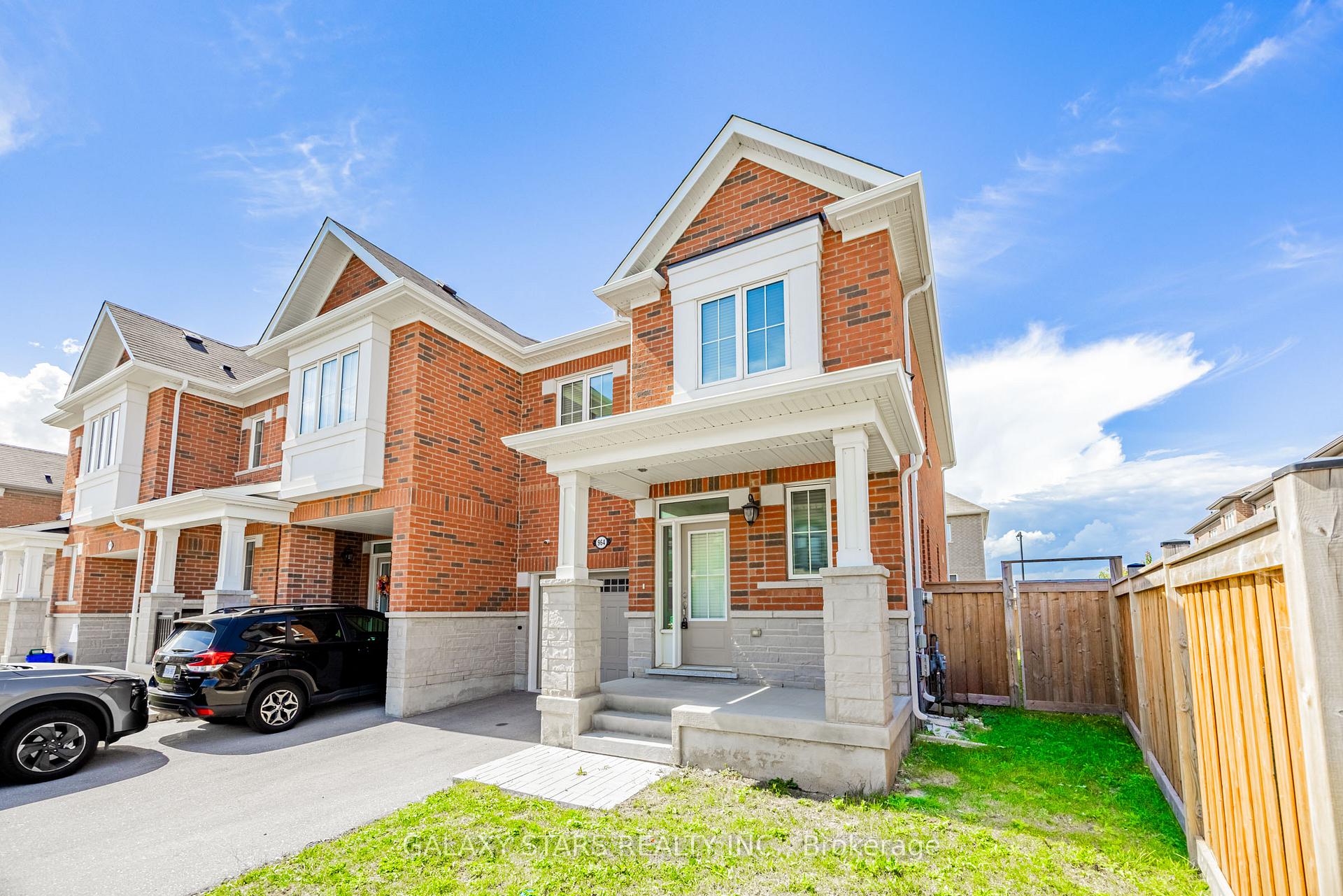 Photo 2 of 964 Cherry Court, Milton, Cobban — HOMEH