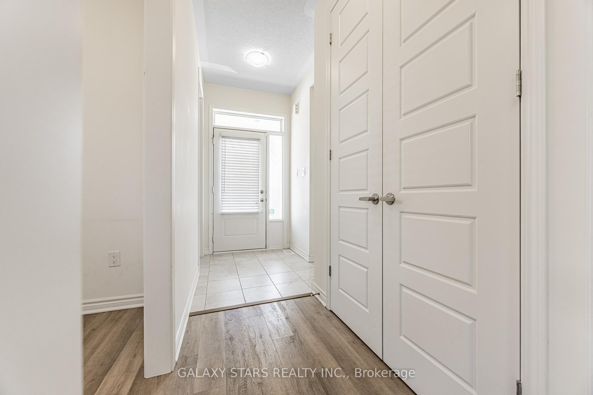 Photo 5 of 964 Cherry Court, Milton, Cobban — HOMEH