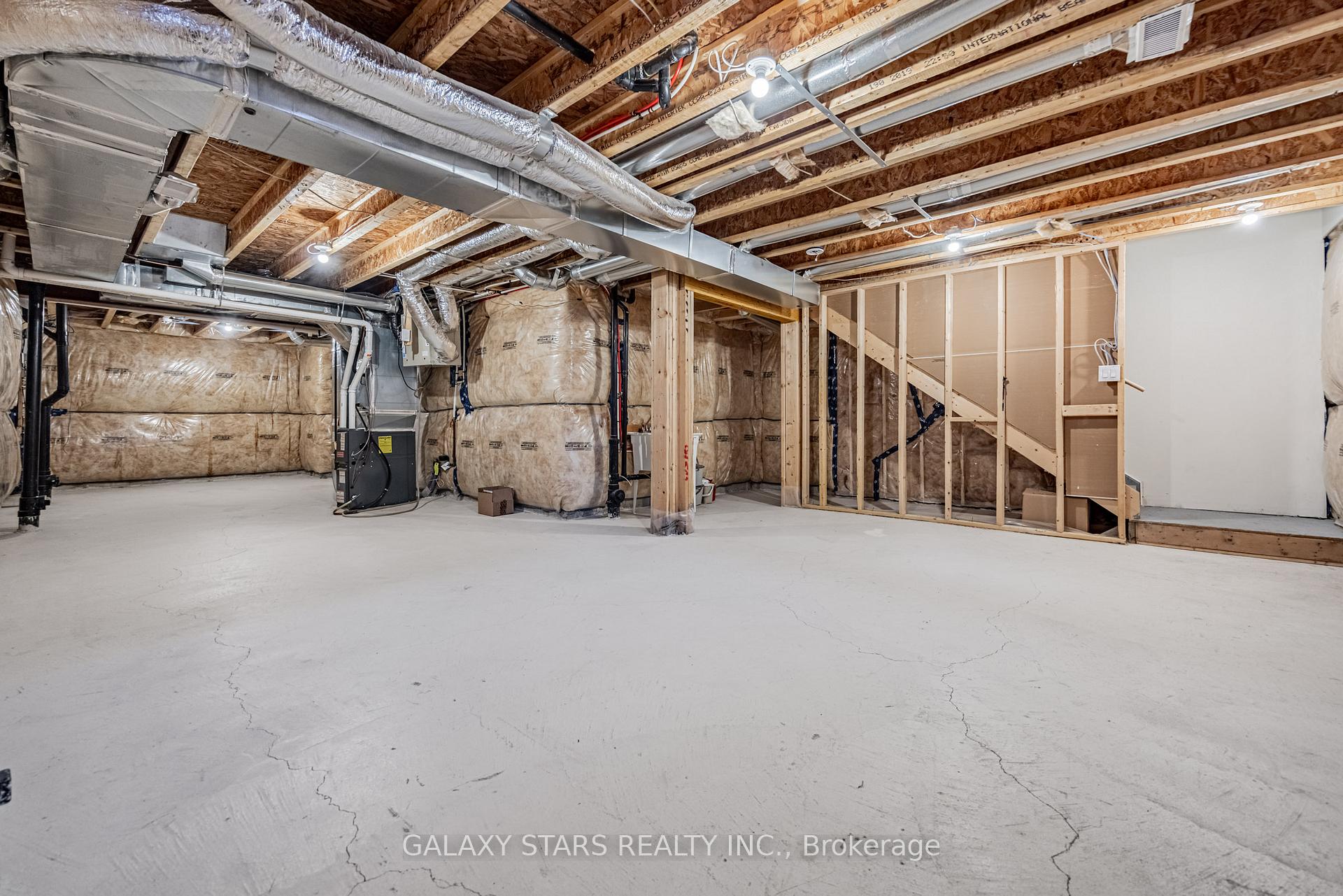 Photo 30 of 964 Cherry Court, Milton, Cobban — HOMEH