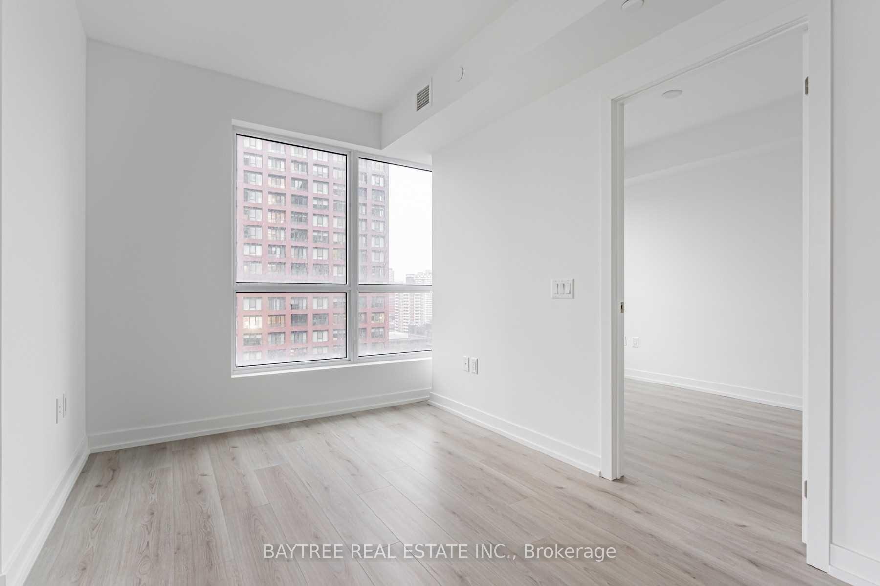 Photo 4 of Unit 1611, 395 Bloor Street E, Toronto, North St. James Town — HOMEH
