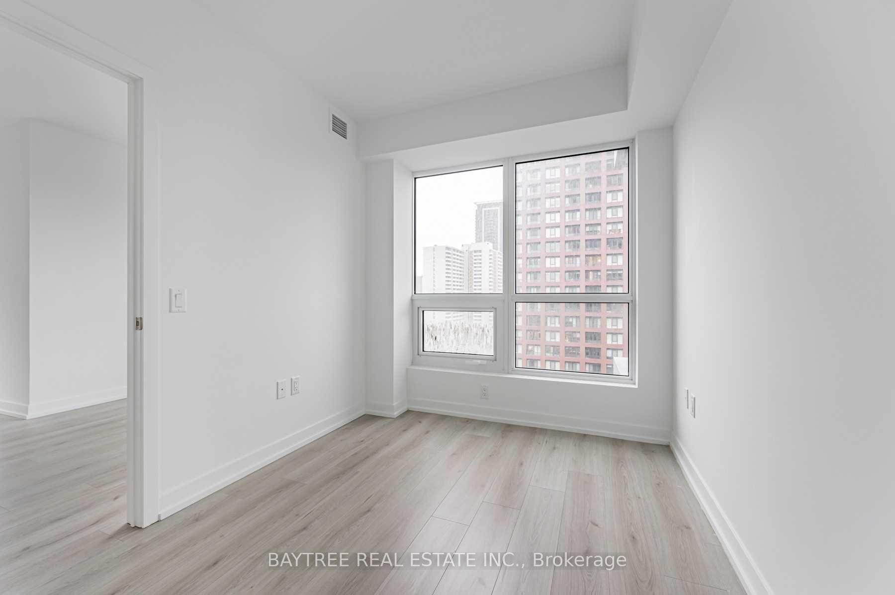 Photo 14 of Unit 1611, 395 Bloor Street E, Toronto, North St. James Town — HOMEH