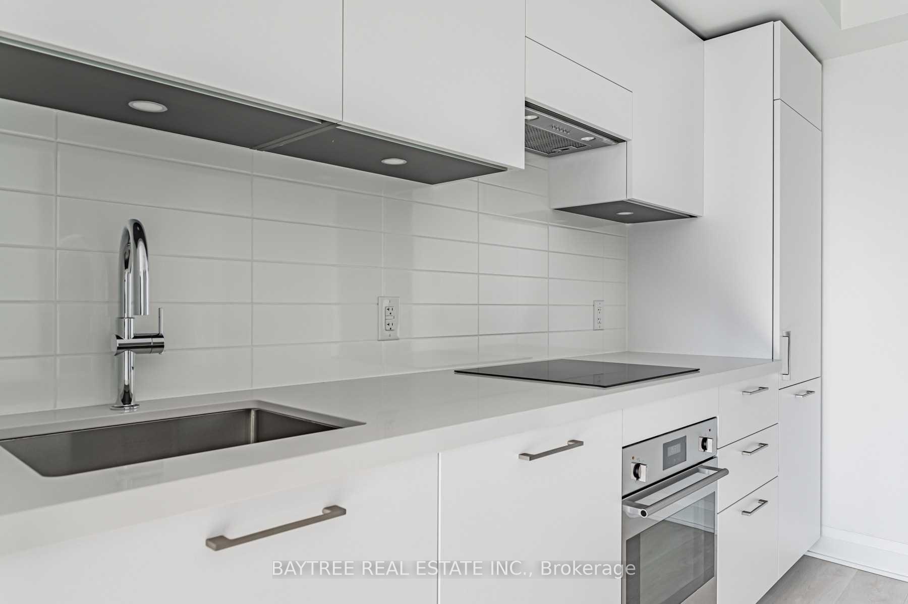 Photo 4 of Unit 532, 33 Frederick Todd Way, Toronto, Thorncliffe Park — HOMEH