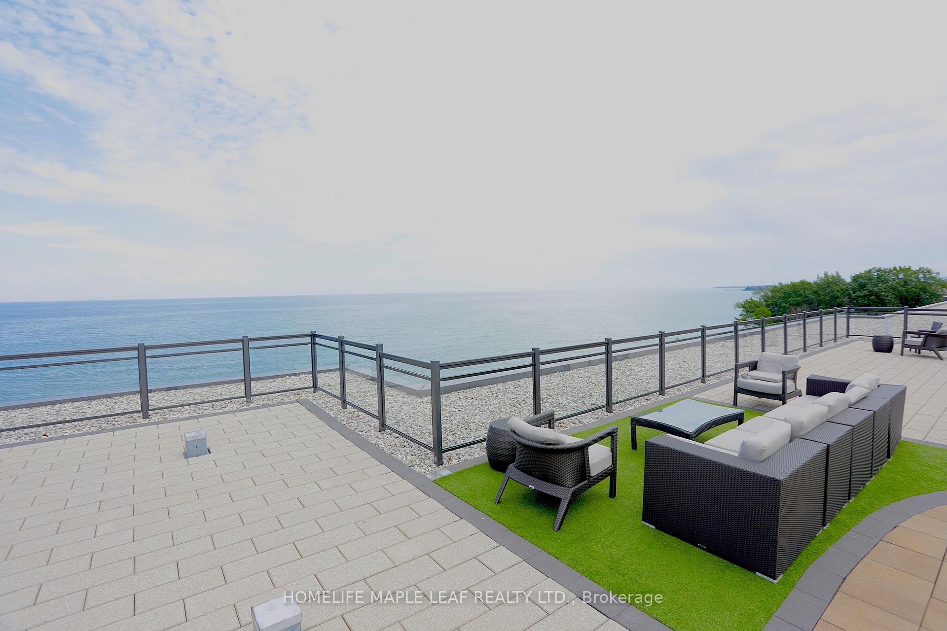 Photo 4 of Unit 418, 35 Southshore Crescent, Hamilton, Lakeshore — HOMEH