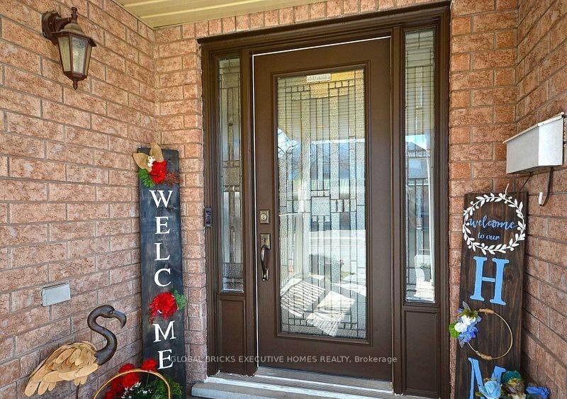 Photo 4 of Unit #Upper, 759 Hutchinson Avenue, Milton, Beaty — HOMEH