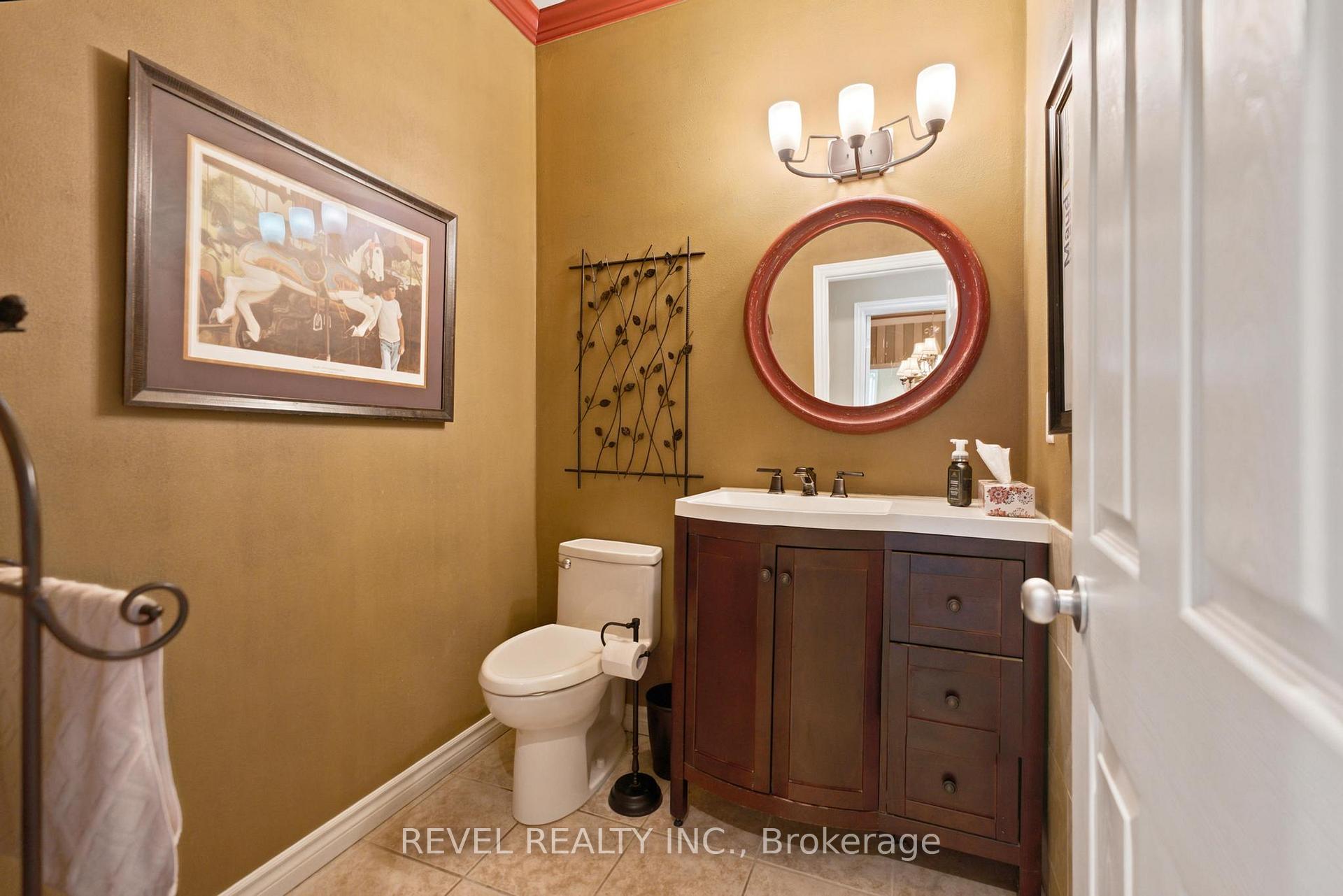 Photo 16 of 207 Valridge Drive, Hamilton, Ancaster — HOMEH