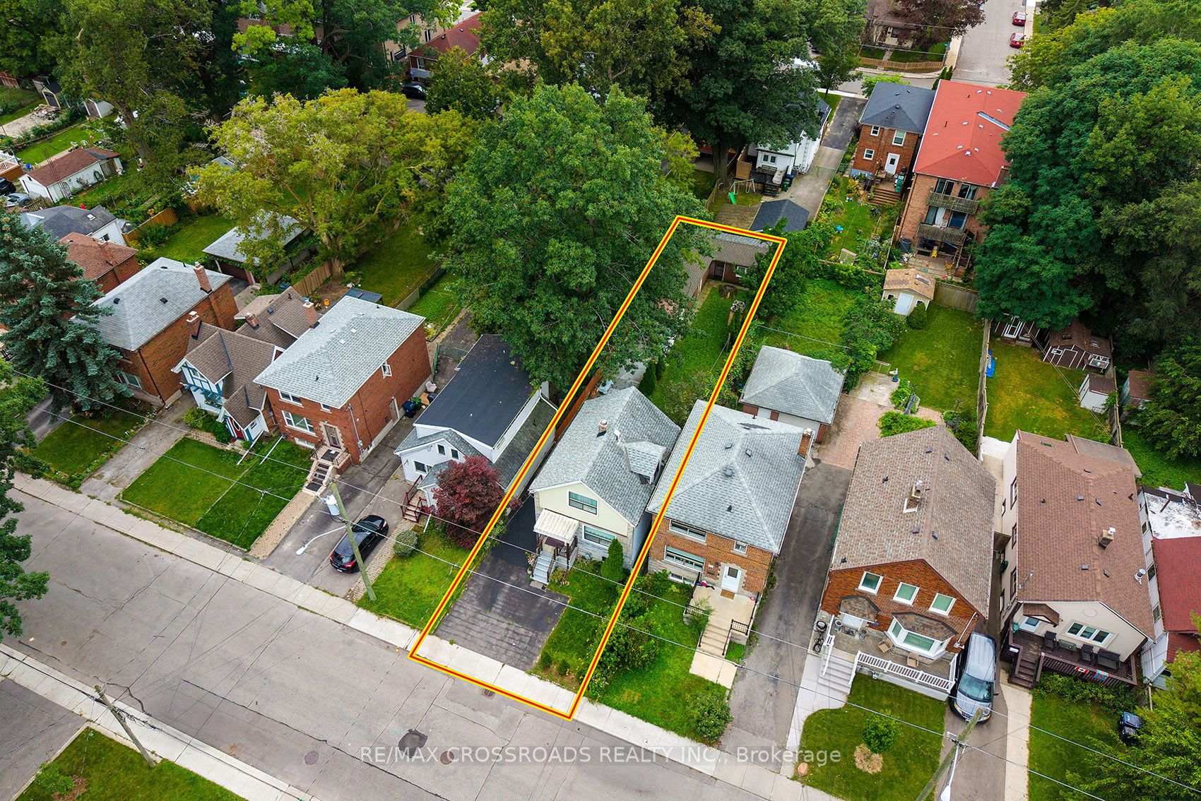 Photo 4 of 36 Mcdonald Avenue, Scarborough, Oakridge — HOMEH