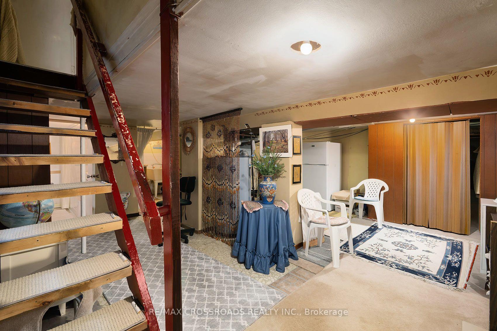Photo 26 of 36 Mcdonald Avenue, Scarborough, Oakridge — HOMEH