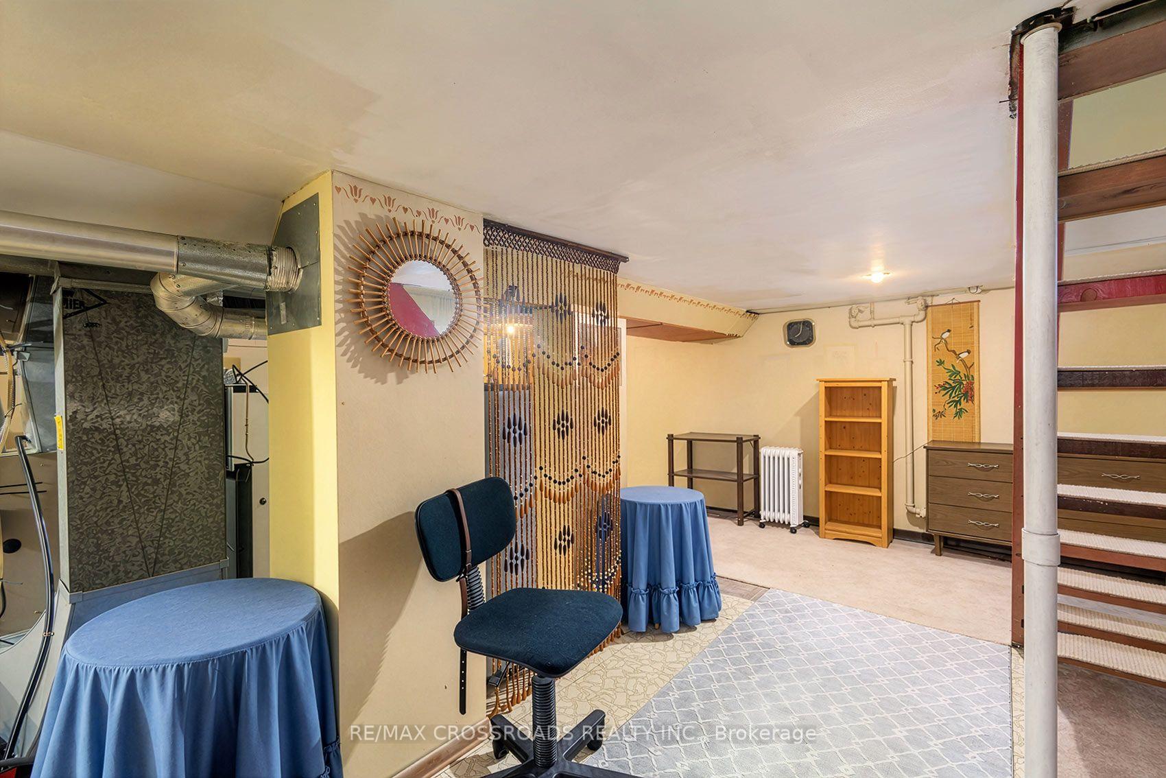 Photo 27 of 36 Mcdonald Avenue, Scarborough, Oakridge — HOMEH