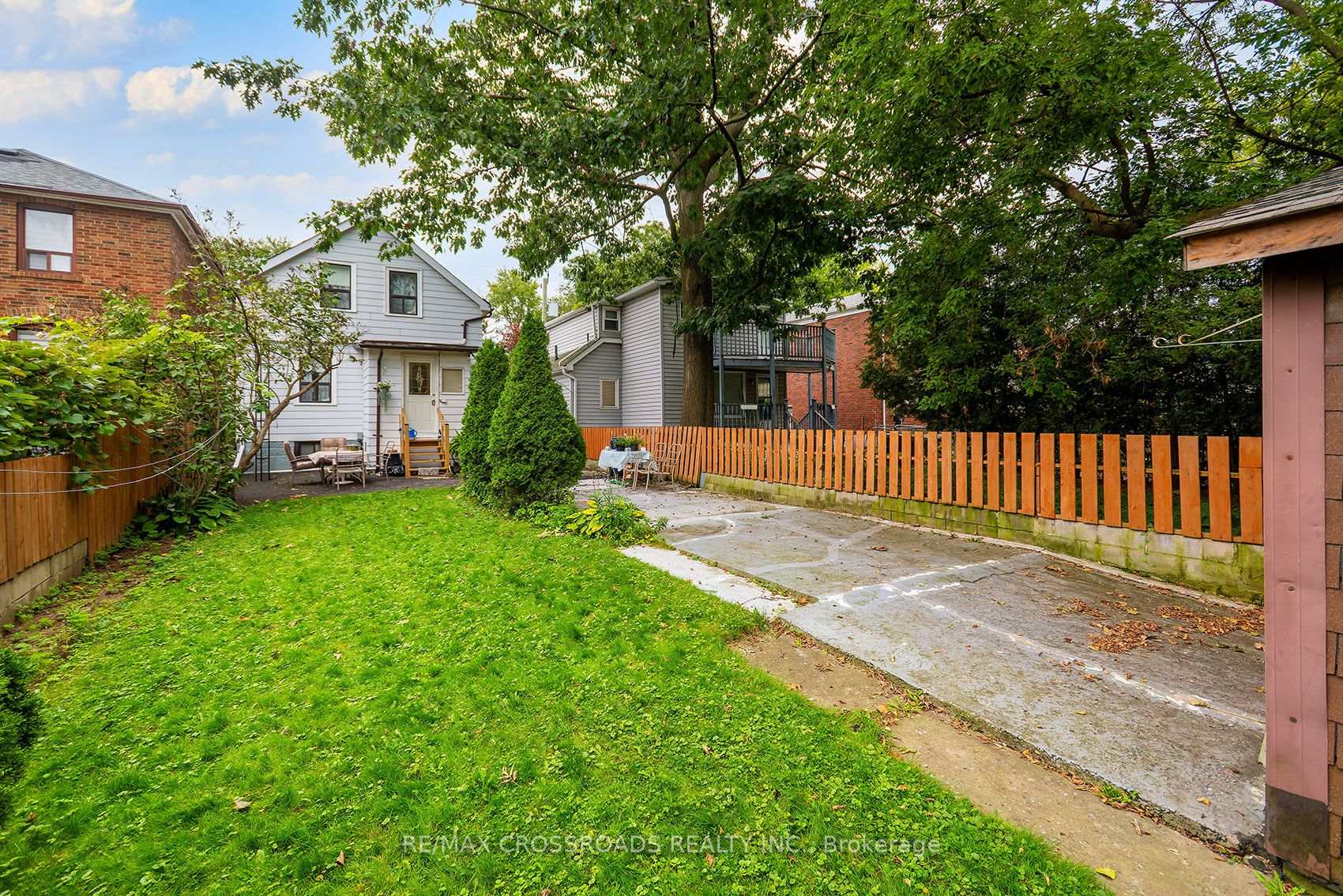 Photo 30 of 36 Mcdonald Avenue, Scarborough, Oakridge — HOMEH