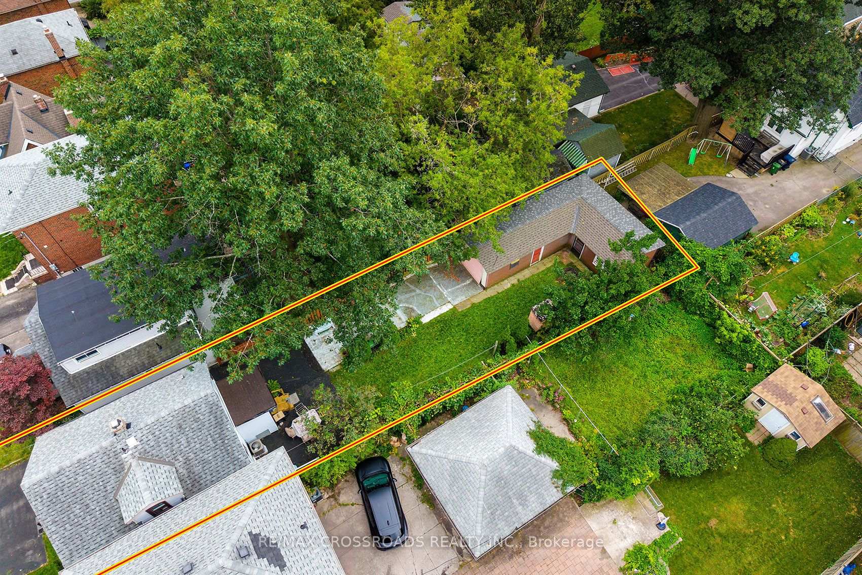Photo 32 of 36 Mcdonald Avenue, Scarborough, Oakridge — HOMEH
