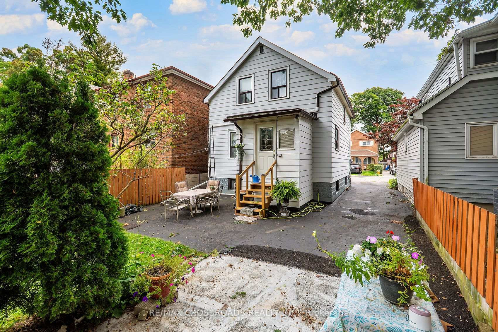 Photo 38 of 36 Mcdonald Avenue, Scarborough, Oakridge — HOMEH
