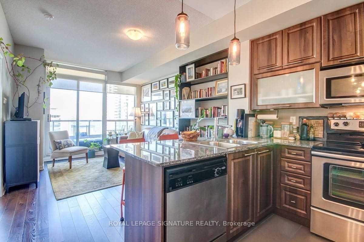 Photo of Unit 1201, 500 Sherbourne Street