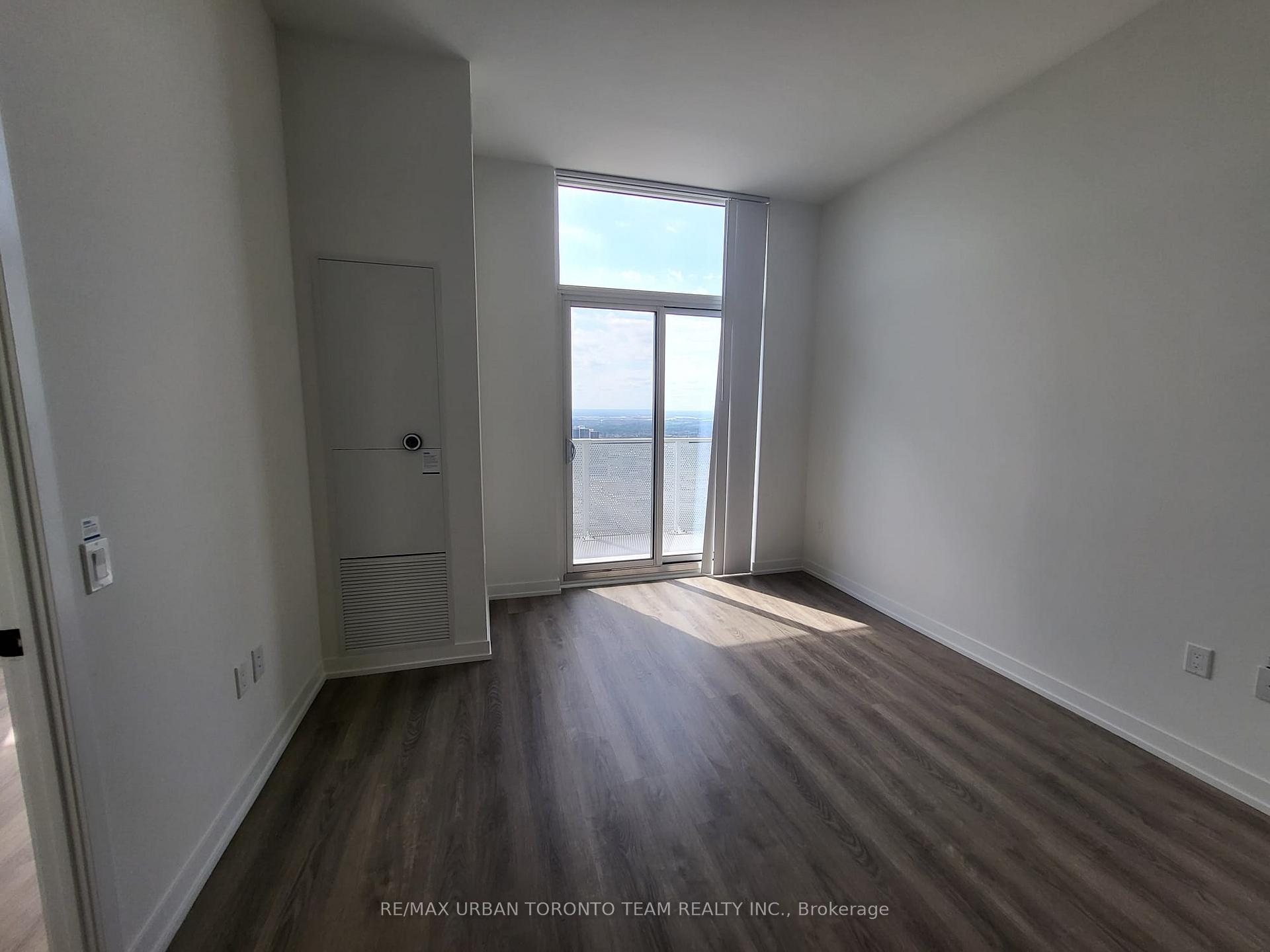 Photo 4 of Unit PH105, 195 Commerce Street, Vaughan, Vaughan Corporate Centre — HOMEH