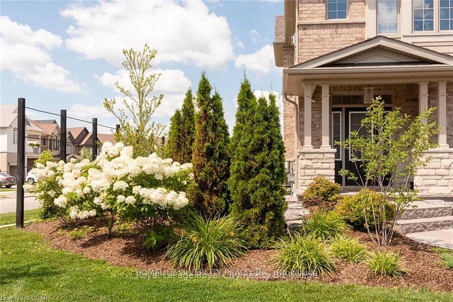 Photo 3 of 219 Summit Ridge Drive, Guelph, Grange Road — HOMEH
