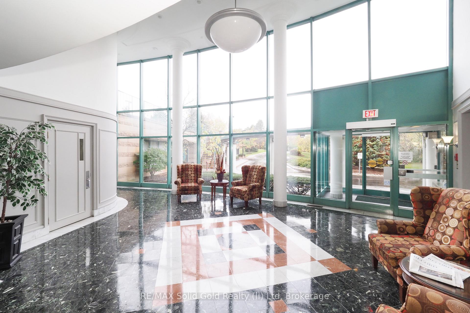 Photo 4 of Unit PH12, 55 Blue Springs Drive, Waterloo, Colonial Acres — HOMEH