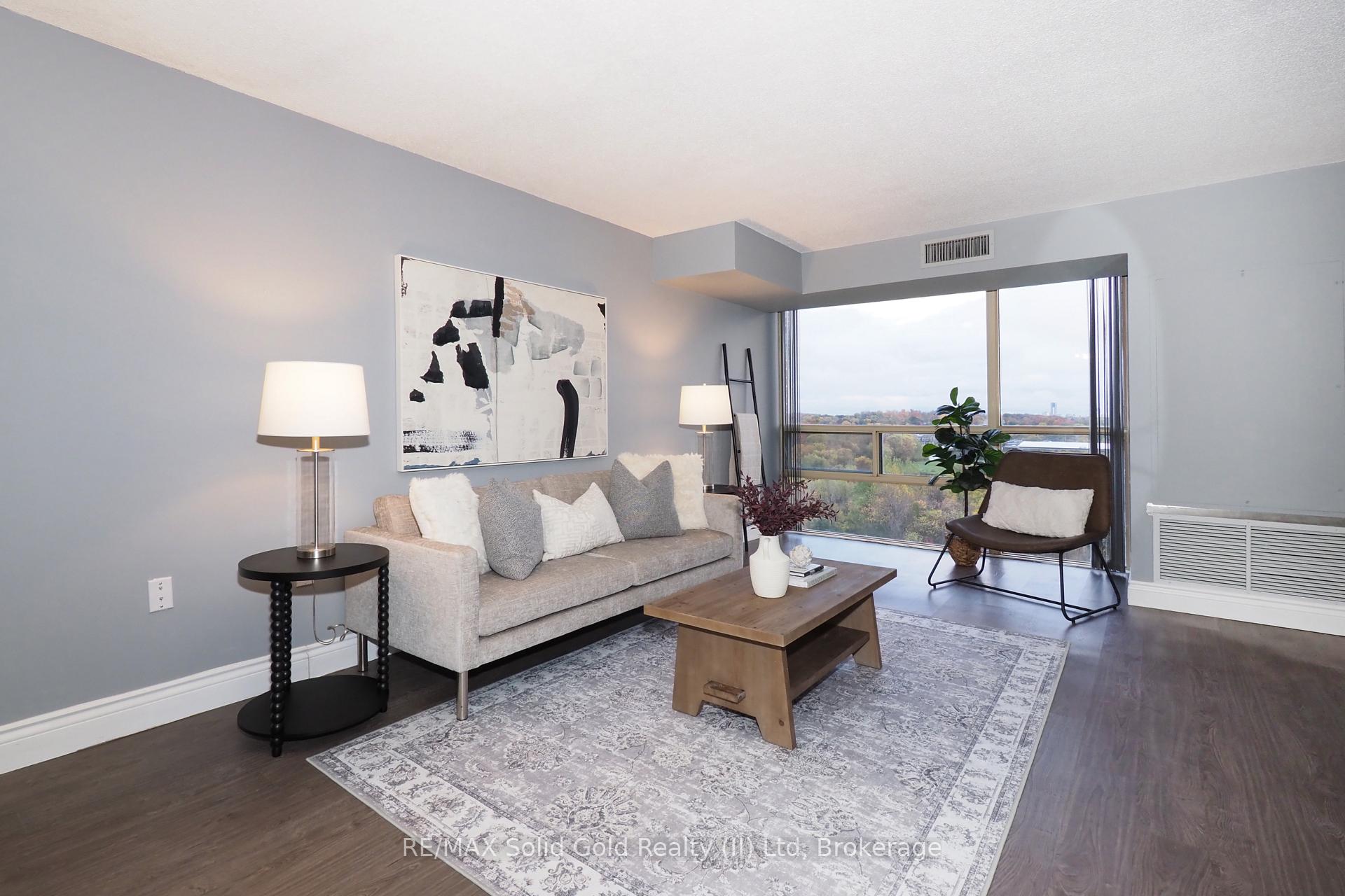 Photo 12 of Unit PH12, 55 Blue Springs Drive, Waterloo, Colonial Acres — HOMEH