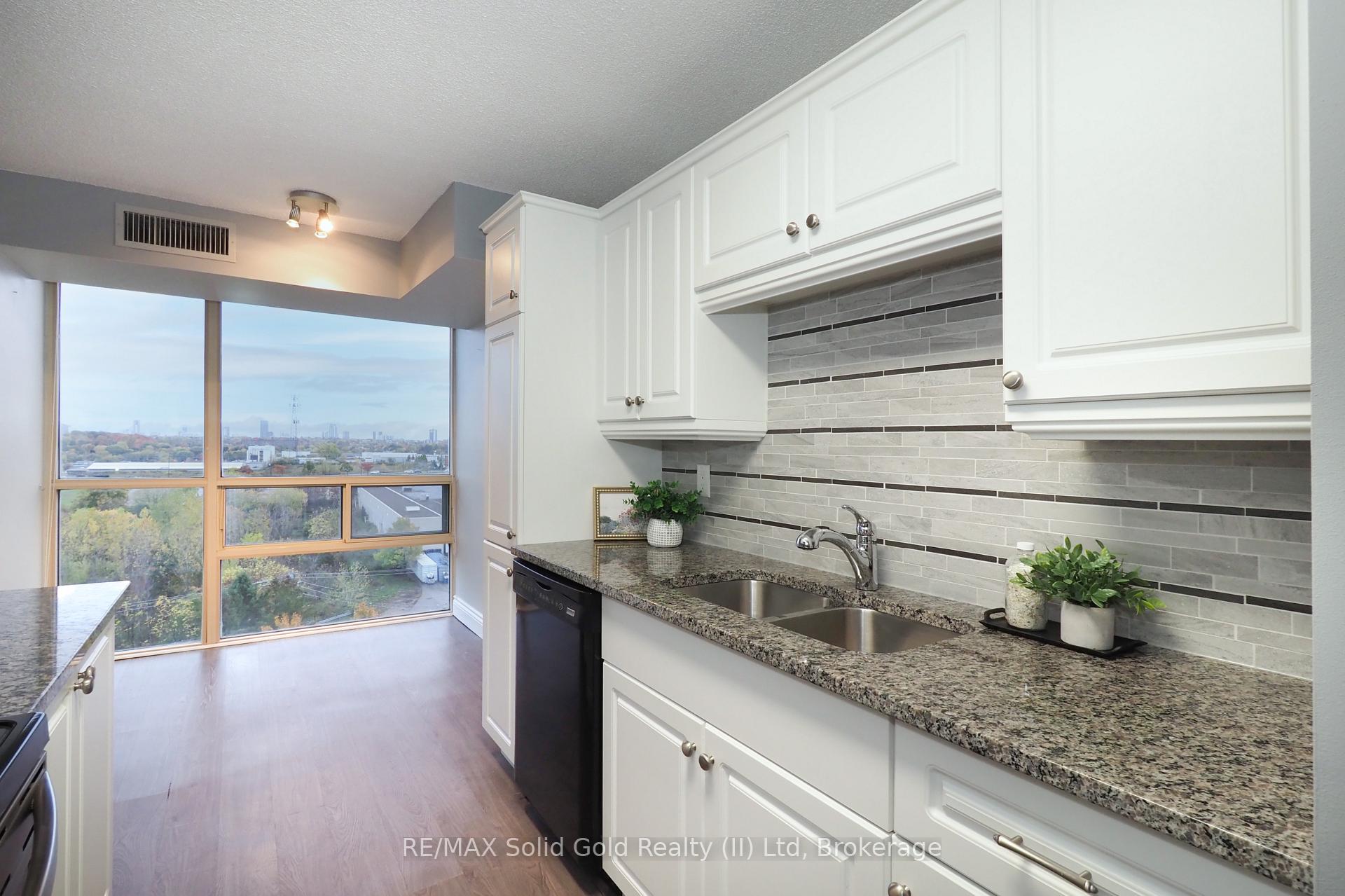 Photo 18 of Unit PH12, 55 Blue Springs Drive, Waterloo, Colonial Acres — HOMEH