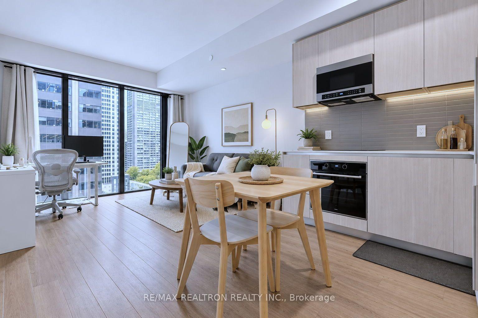 Photo 9 of Unit 1205, 8 Cumberland Street, Toronto, The Annex — HOMEH