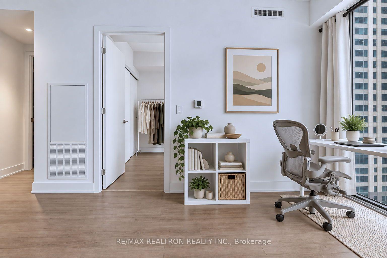 Photo 15 of Unit 1205, 8 Cumberland Street, Toronto, The Annex — HOMEH