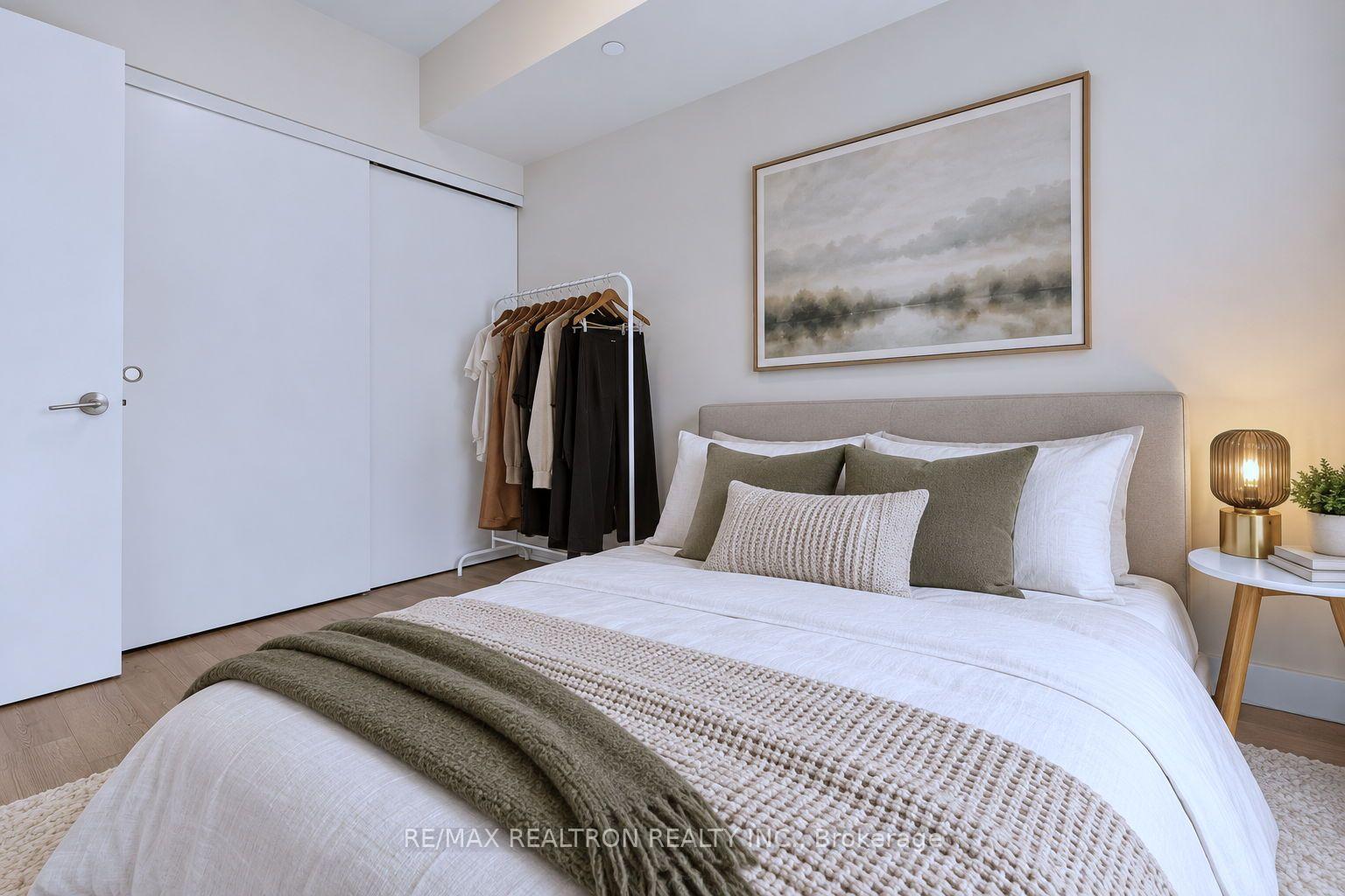 Photo 17 of Unit 1205, 8 Cumberland Street, Toronto, The Annex — HOMEH
