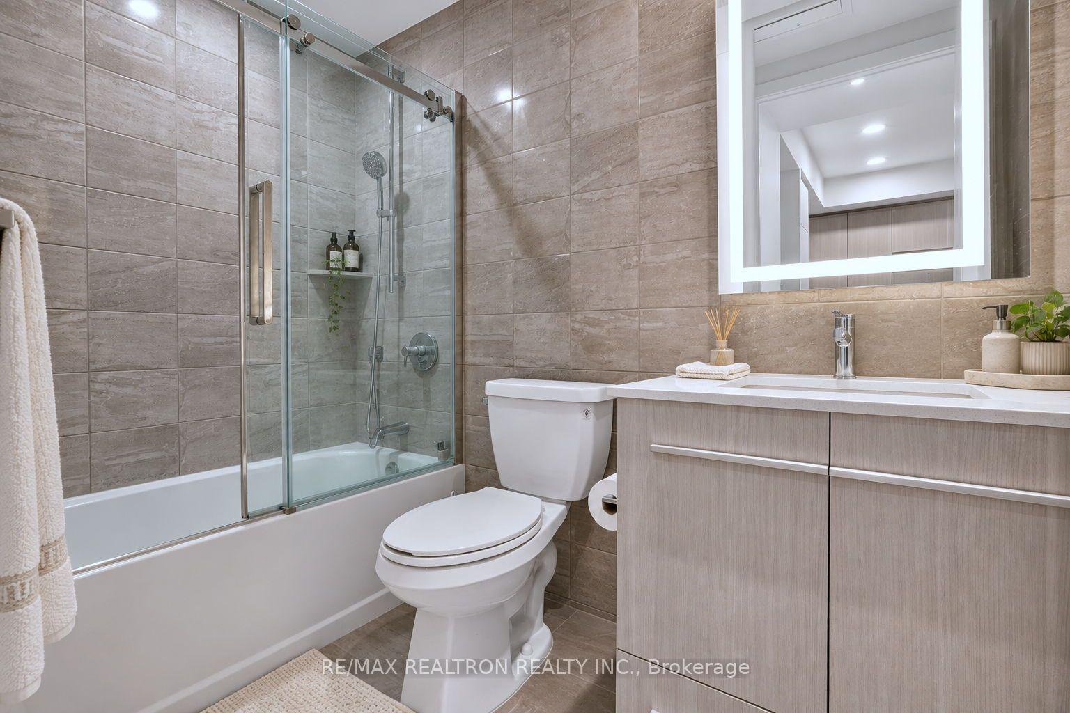 Photo 19 of Unit 1205, 8 Cumberland Street, Toronto, The Annex — HOMEH