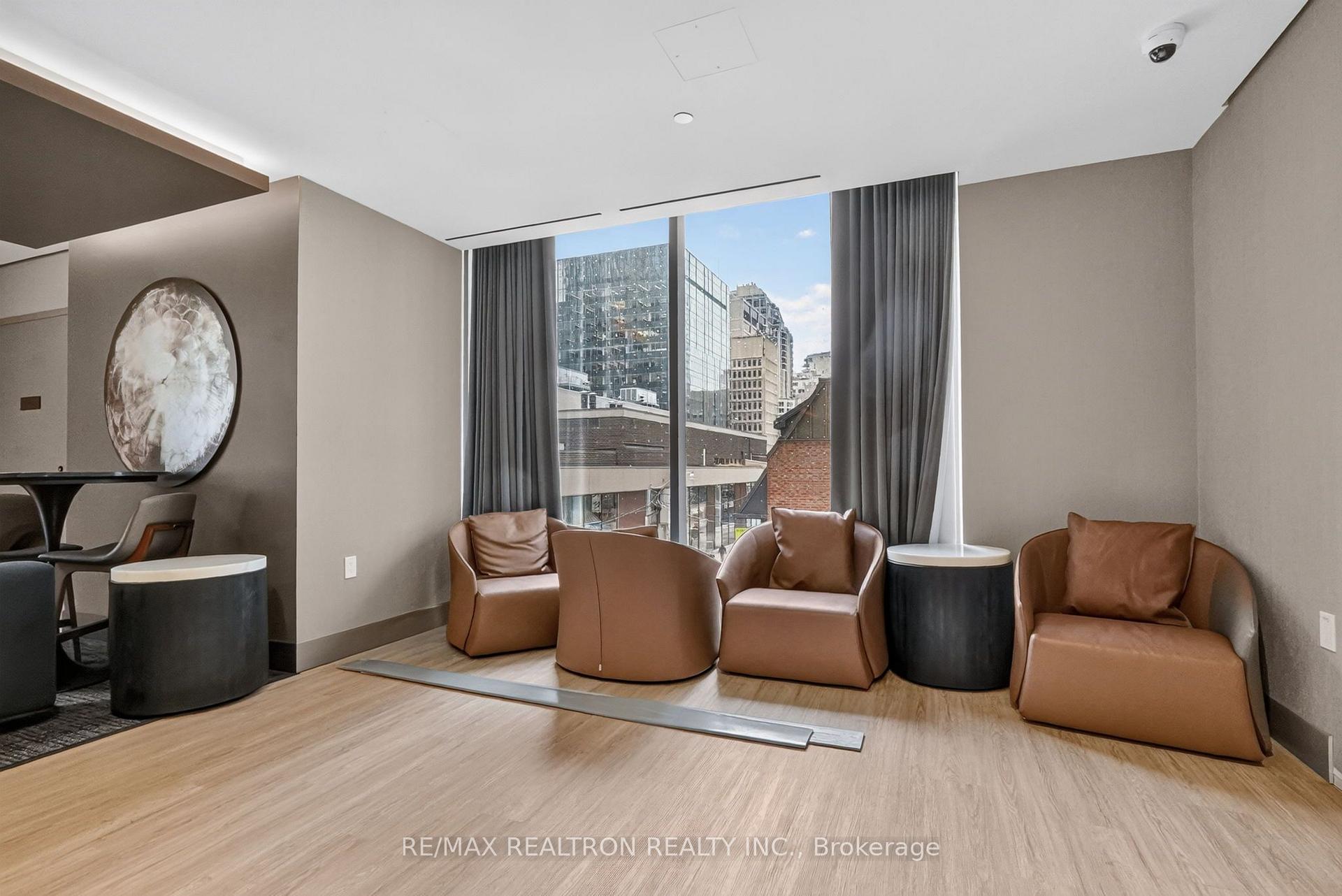 Photo 24 of Unit 1205, 8 Cumberland Street, Toronto, The Annex — HOMEH