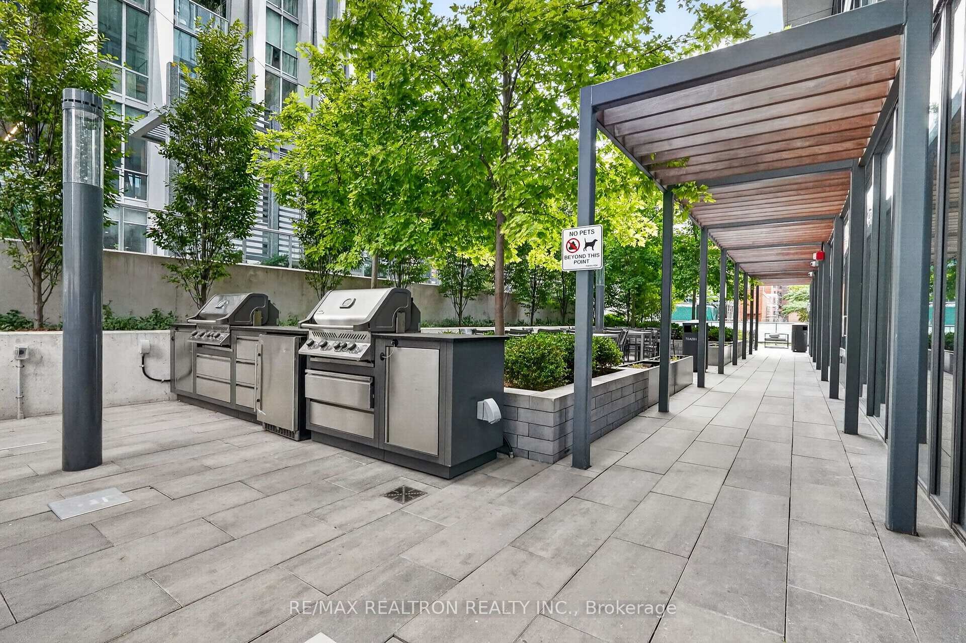 Photo 28 of Unit 1205, 8 Cumberland Street, Toronto, The Annex — HOMEH