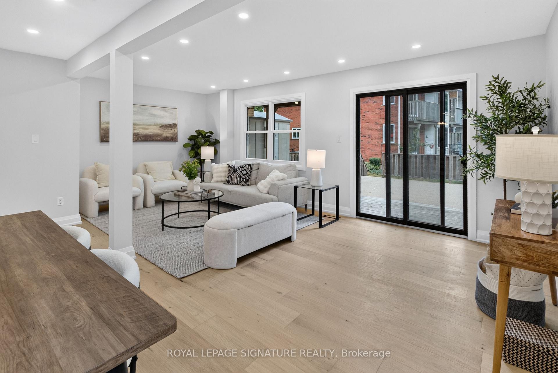 Photo 18 of 20 Sunvale Place, Hamilton, Lakeshore — HOMEH