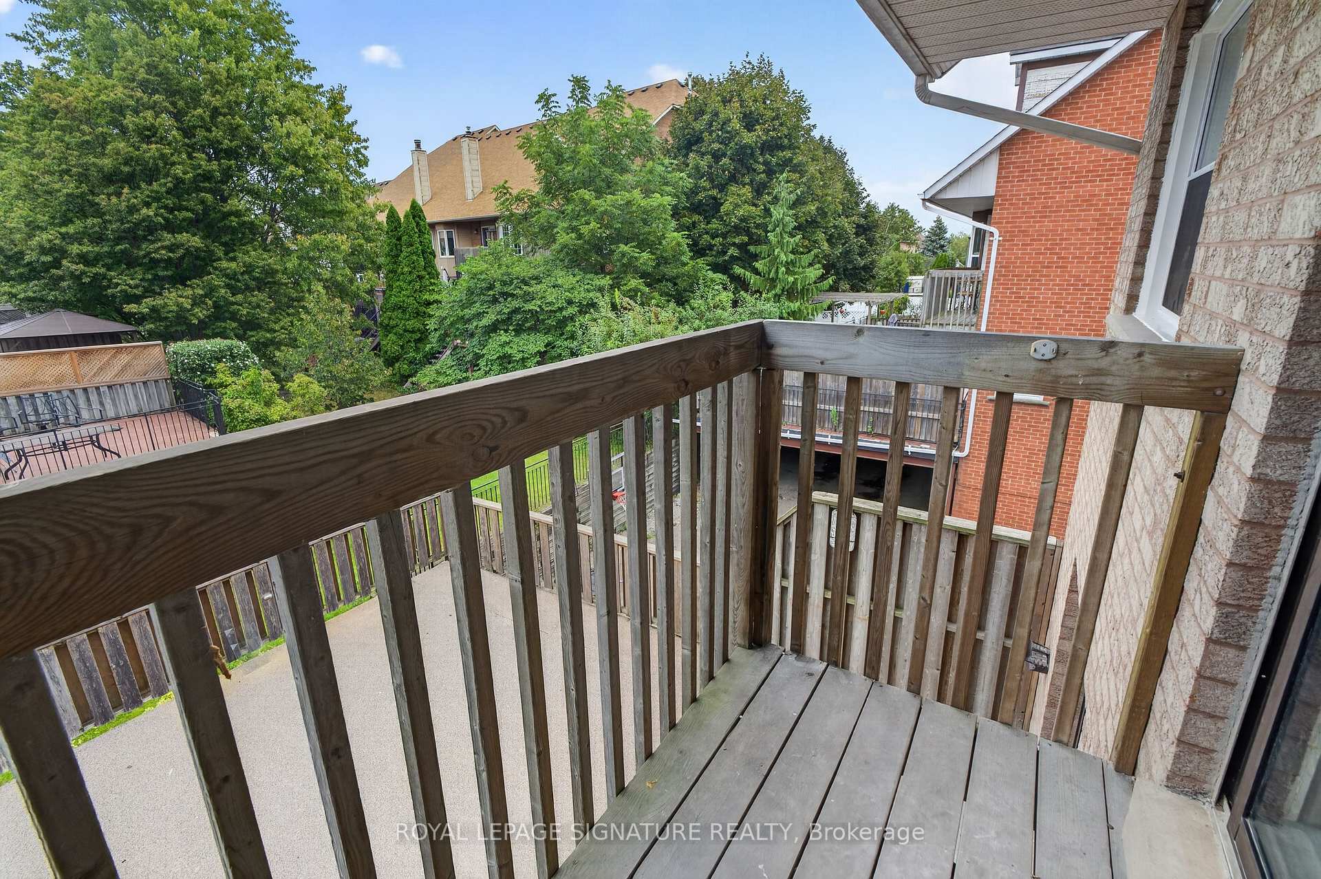 Photo 42 of 20 Sunvale Place, Hamilton, Lakeshore — HOMEH