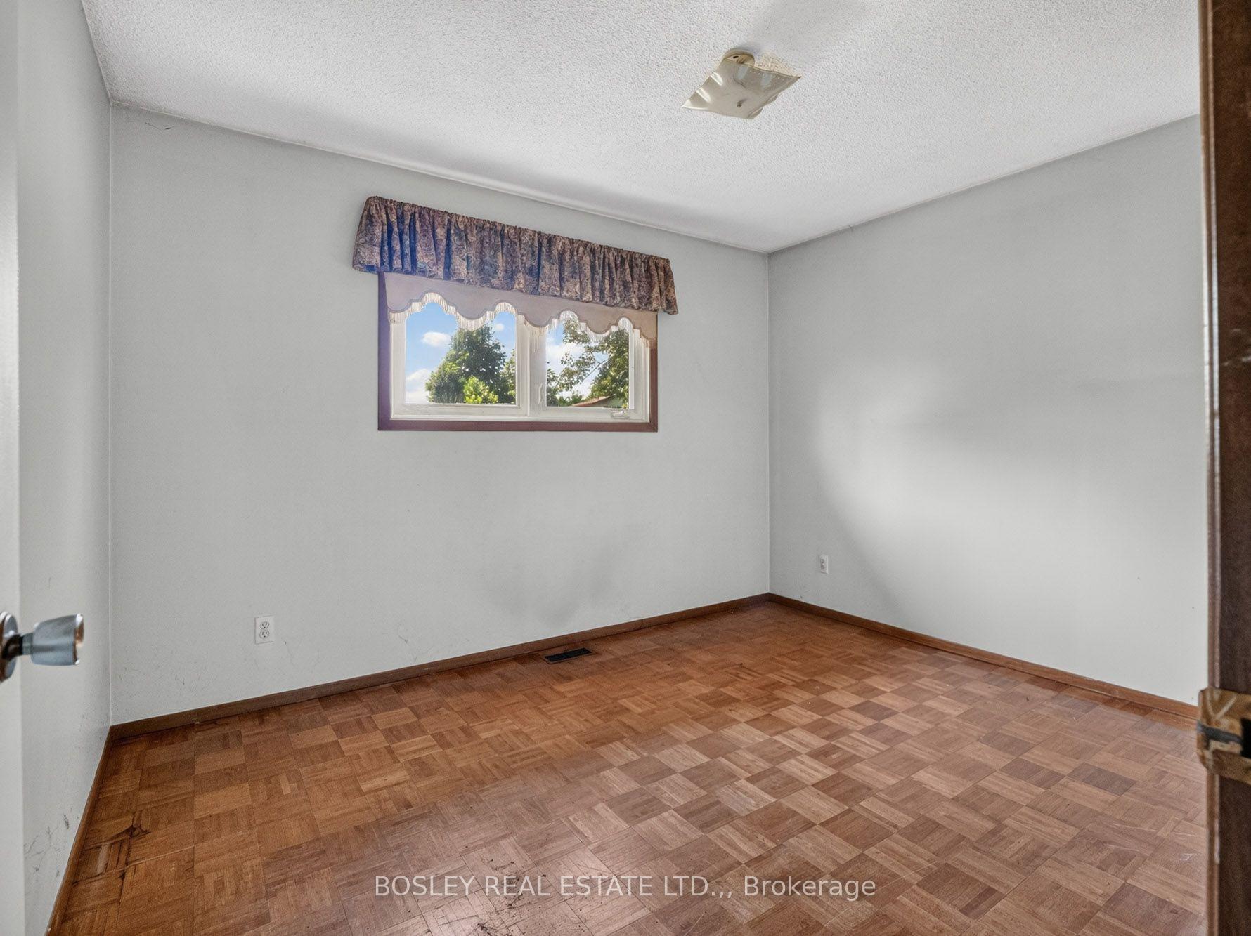 Photo 15 of 1 Wallace Street, St. Catharines, Western Hill — HOMEH