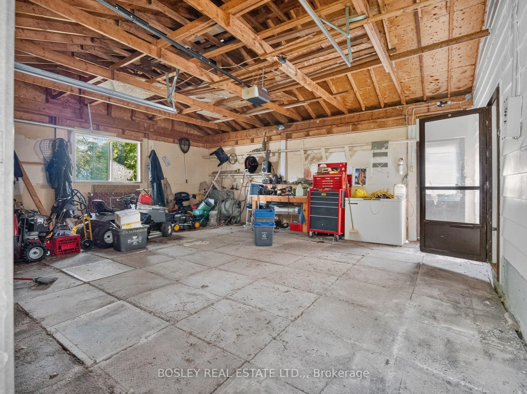 Photo 19 of 1 Wallace Street, St. Catharines, Western Hill — HOMEH
