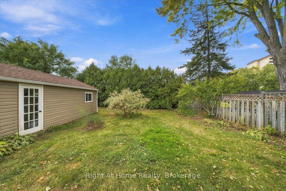 Photo 47 of 662 Dynes Road, Burlington, Roseland — HOMEH