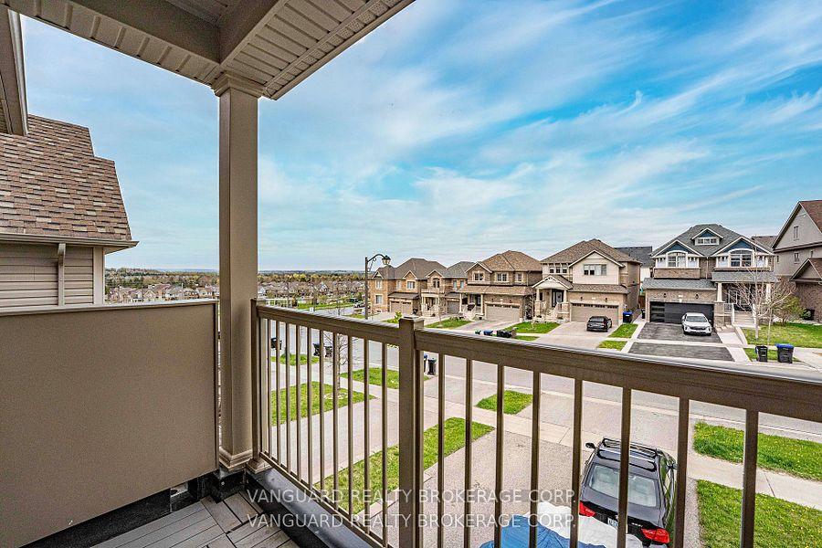 Photo 28 of 75 Treetops Boulevard, New Tecumseth, Rural New Tecumseth — HOMEH