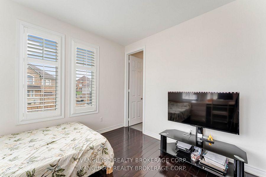 Photo 31 of 75 Treetops Boulevard, New Tecumseth, Rural New Tecumseth — HOMEH