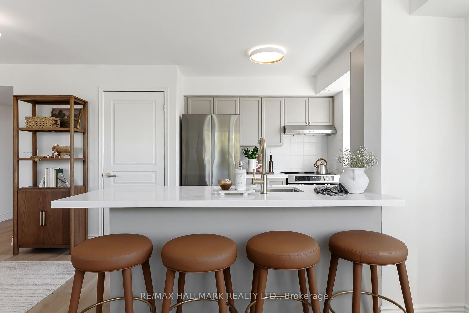 Photo 9 of Unit 404, 1797 Queen Street E, Toronto, The Beaches — HOMEH