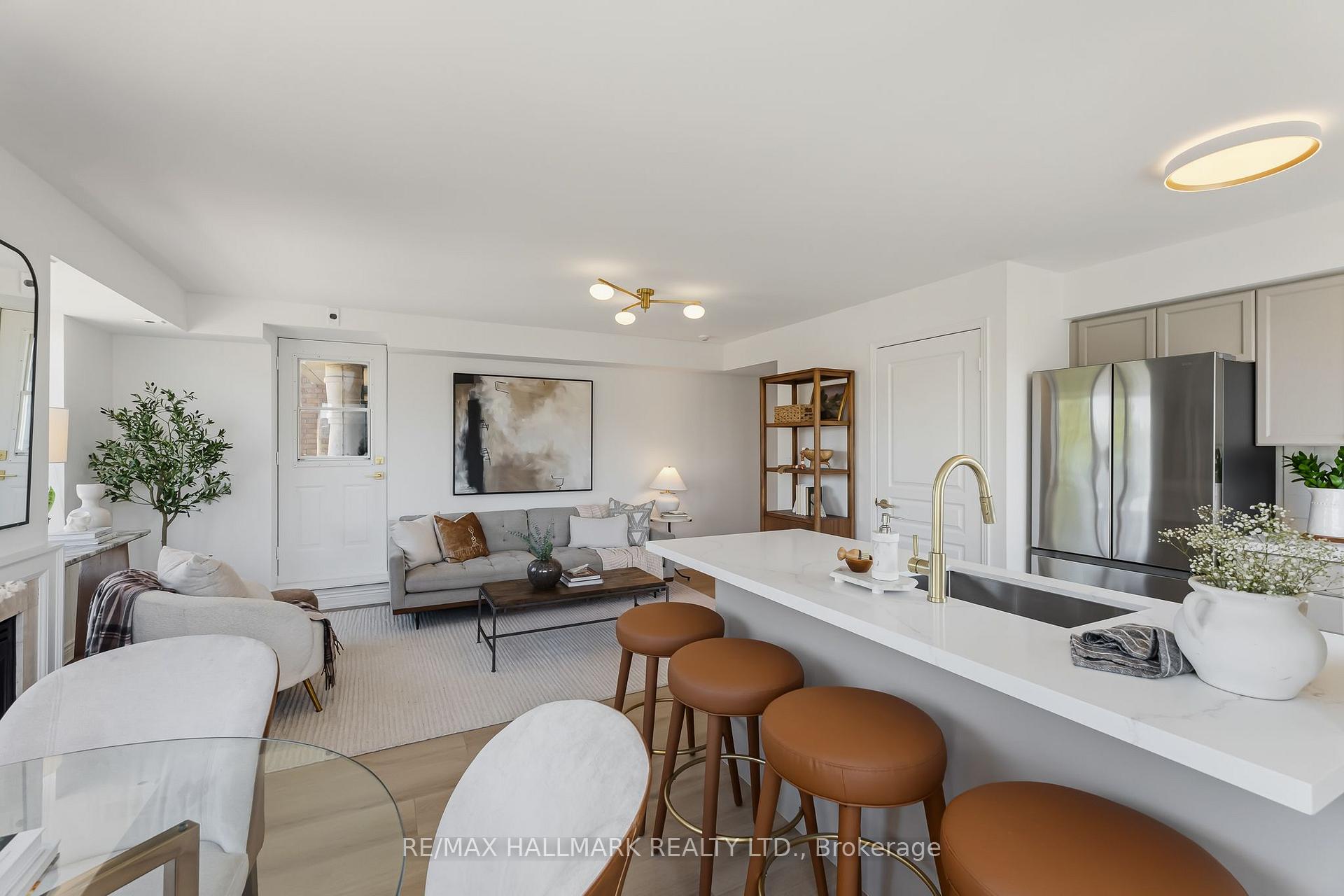 Photo 19 of Unit 404, 1797 Queen Street E, Toronto, The Beaches — HOMEH