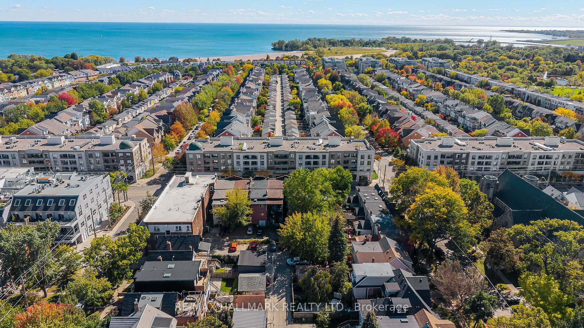 Photo 37 of Unit 404, 1797 Queen Street E, Toronto, The Beaches — HOMEH